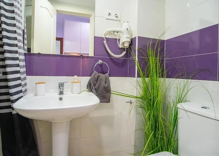 Cozy Walk To The By Turivida Appartement *